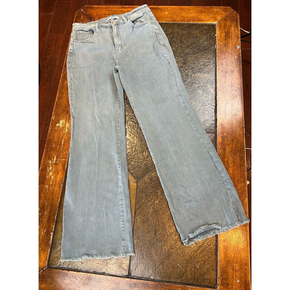 Zenana Women's Flared Acid Wash Gray Denim Jeans Raw Frayed Hem 5-Pocket Size L
